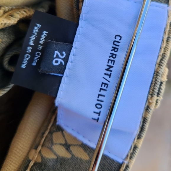 Current/Elliot The Stiletto Denim Snake Print Ankle Jeans - Picture 6 of 7